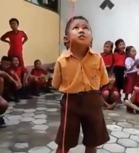 Download Video Status Whatsapp Video 30 Detik Lucu Makan Kerupuk